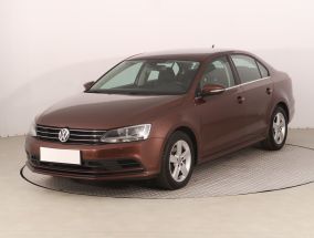 Volkswagen Jetta - 2016