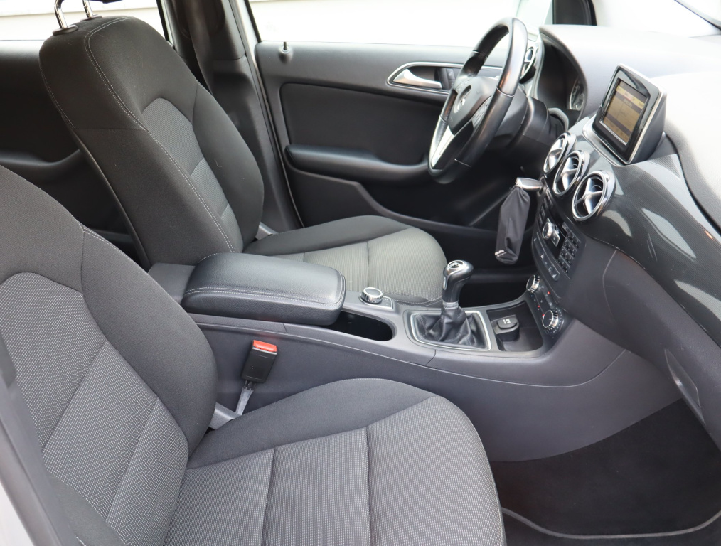 Mercedes-Benz B