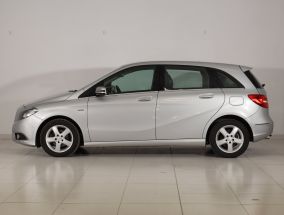 Mercedes-Benz B - 2011