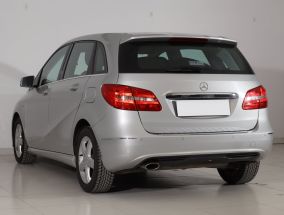 Mercedes-Benz B - 2011