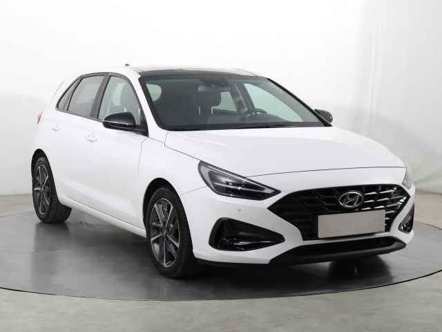 Hyundai i30, 2021