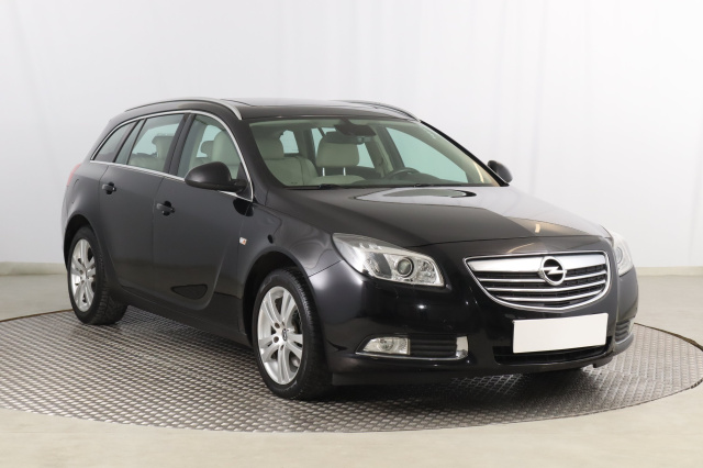 Opel Insignia, 2009