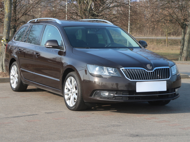 Skoda Superb 2013