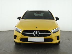 Mercedes-Benz A - 2022