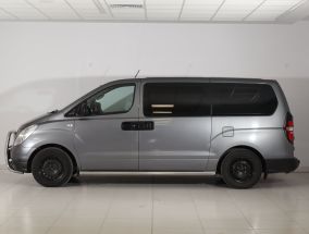 Hyundai H-1 - 2010