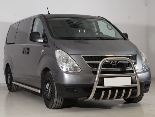 Hyundai H-1