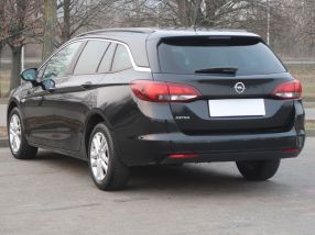 Opel Astra - 2019