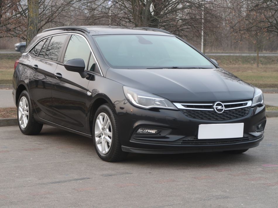 Opel Astra - 2019