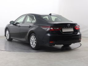 Toyota Camry - 2021