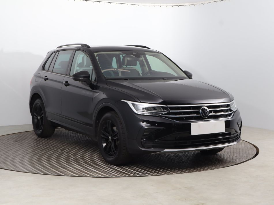 Volkswagen Tiguan - 2023