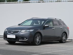Honda Accord - 2011