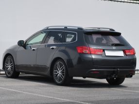 Honda Accord - 2011