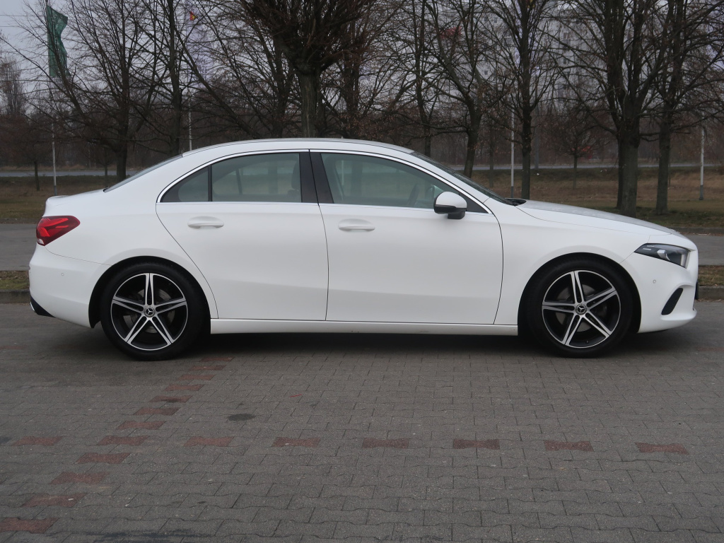 Mercedes-Benz A