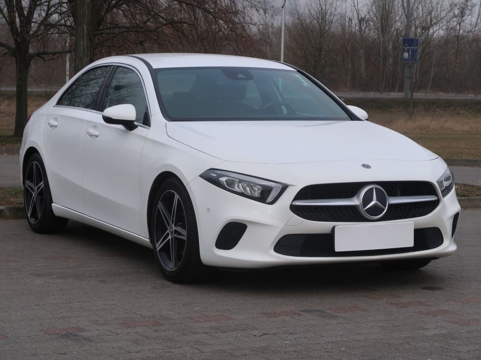 Mercedes-Benz A - 2019