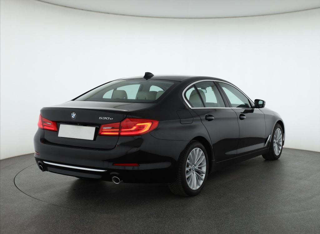 BMW 5