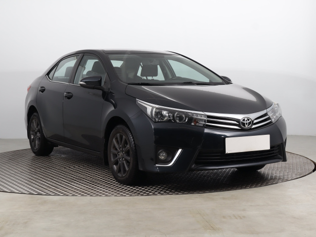 Toyota Corolla 2015