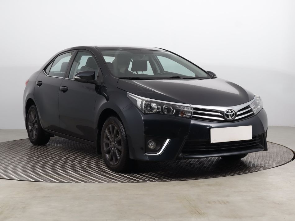 Toyota Corolla - 2015