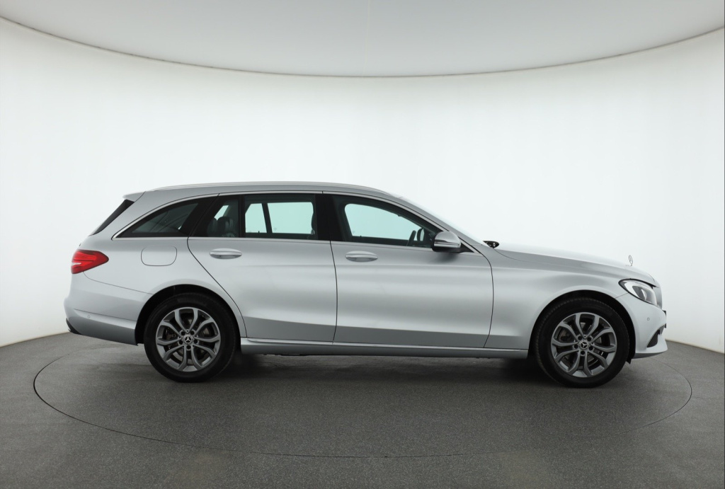 Mercedes-Benz C