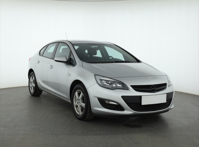 Opel Astra, 2015