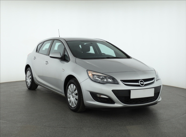 Opel Astra 2013