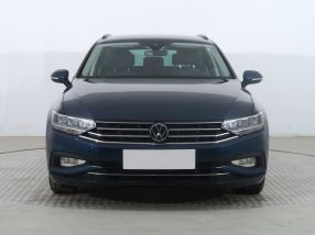 Volkswagen Passat - 2021