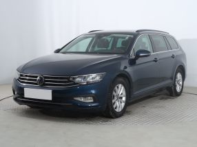 Volkswagen Passat - 2021