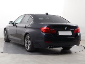 BMW 5 - 2011