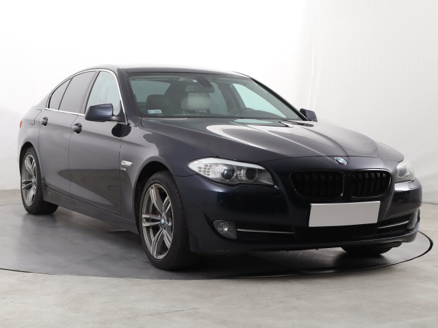 BMW 5 2011