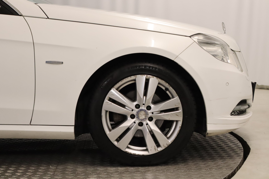 Mercedes-Benz E