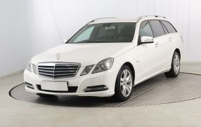 Mercedes-Benz E - 2012