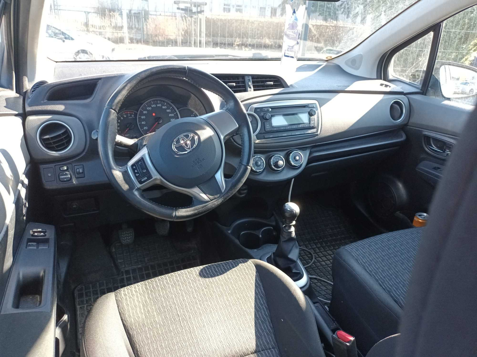 Toyota Yaris 2013 1.33 Dual VVT