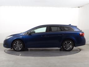 Toyota Avensis - 2015