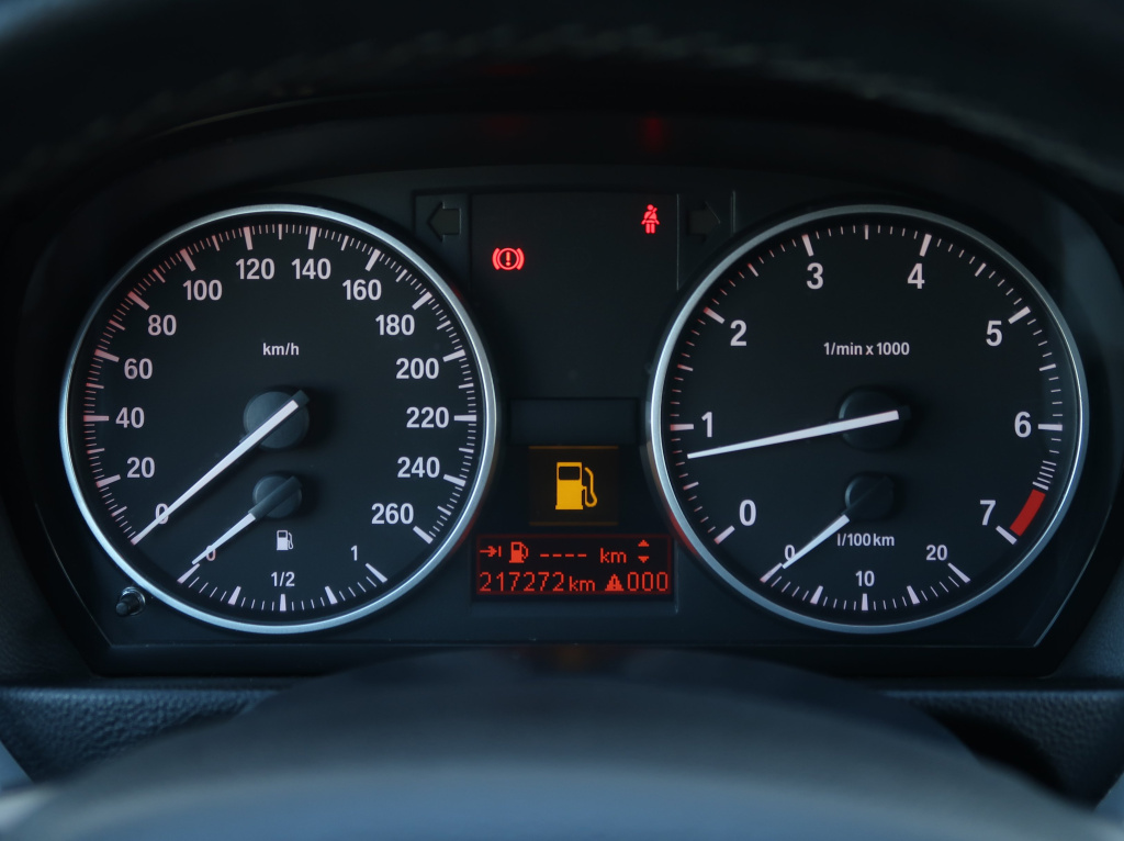 BMW 3