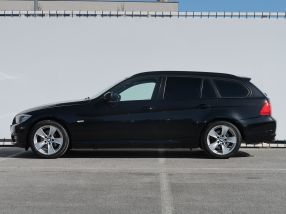 BMW 3 - 2011
