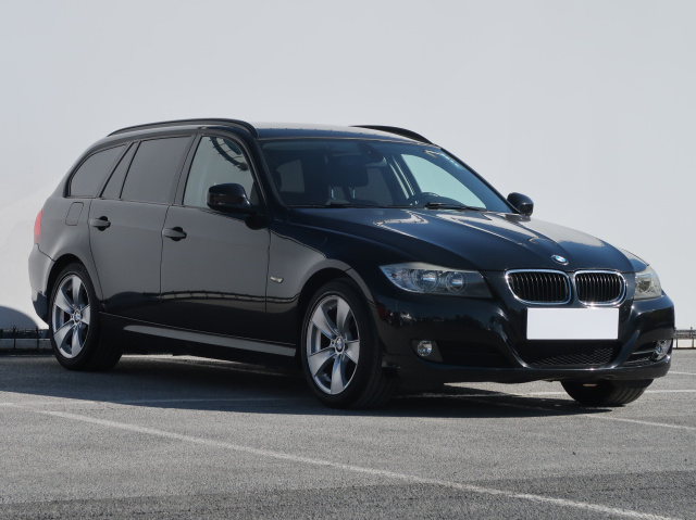 BMW 3 2011