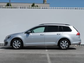 Volkswagen Golf - 2016