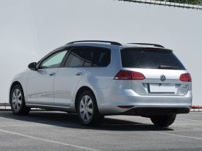 Volkswagen Golf - 2016