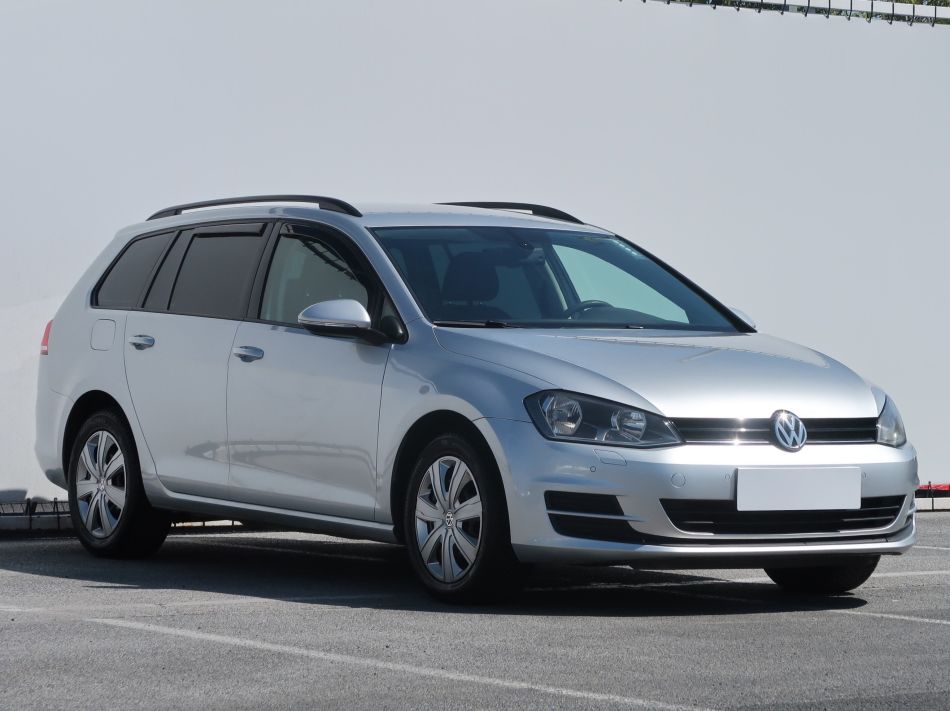 Volkswagen Golf - 2016