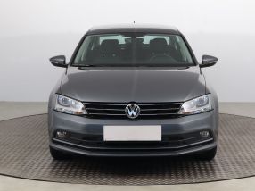 Volkswagen Jetta - 2017