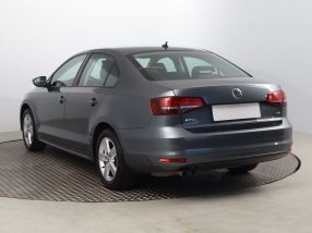 Volkswagen Jetta - 2017