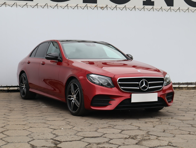 Mercedes-Benz E 2016