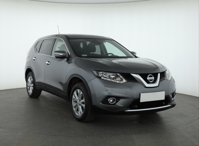 Nissan X-Trail 2015