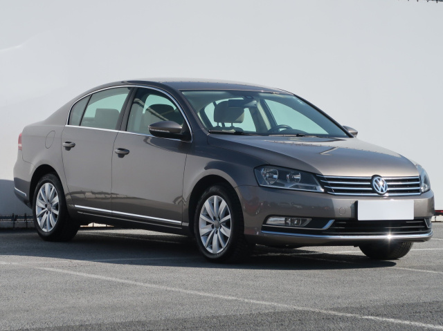 Volkswagen Passat 2011