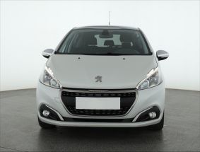 Peugeot 208 - 2016