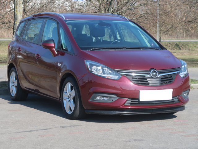 Opel Zafira 2018