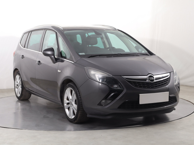 Opel Zafira Tourer 2012
