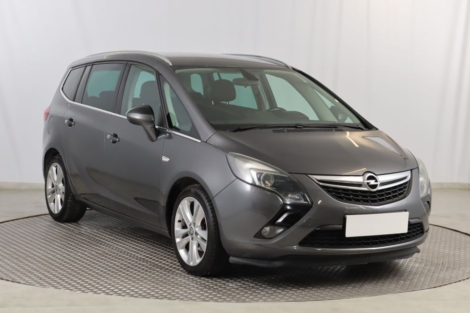 Opel Zafira Tourer - 2012