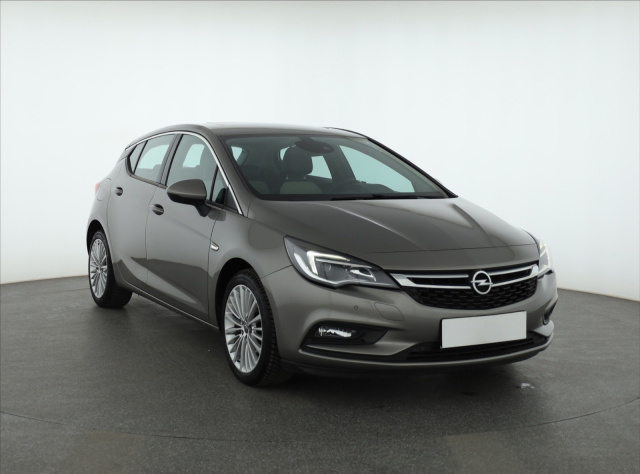 Opel Astra 2015