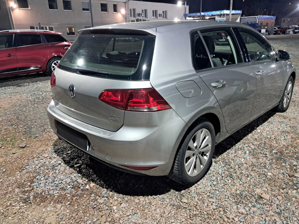 Volkswagen Golf 2014 1.2 TSI 125895km n/a