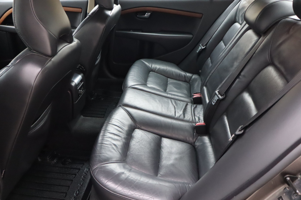 Volvo S80